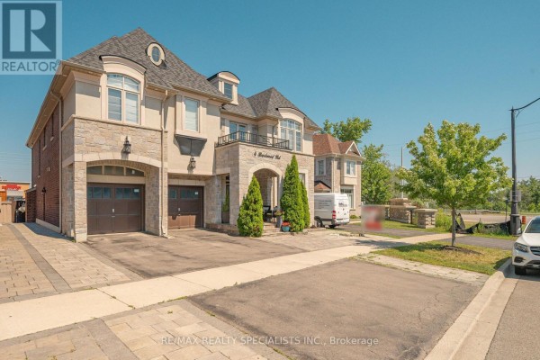 4 Burlwood Road, Brampton, ON, photo 2