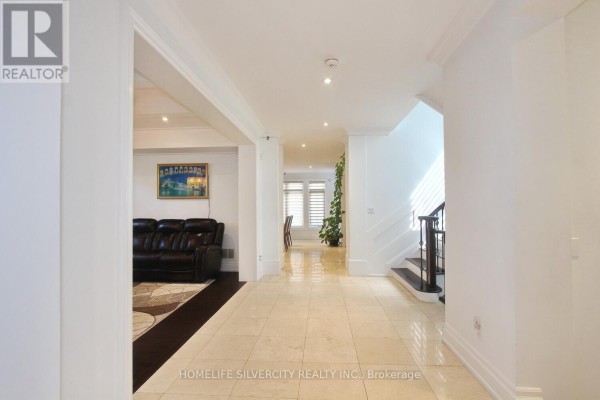 Den - 4 Byng Avenue, Toronto, ON M9W2M9 Photo 4