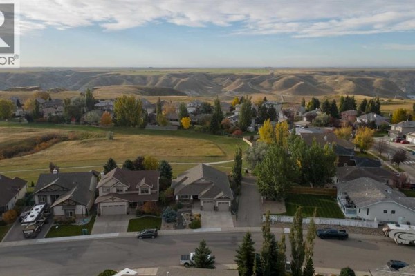 4pc Bathroom - 4 Canyoncrest Point W, Lethbridge, AB T1K7Y3 Photo 3