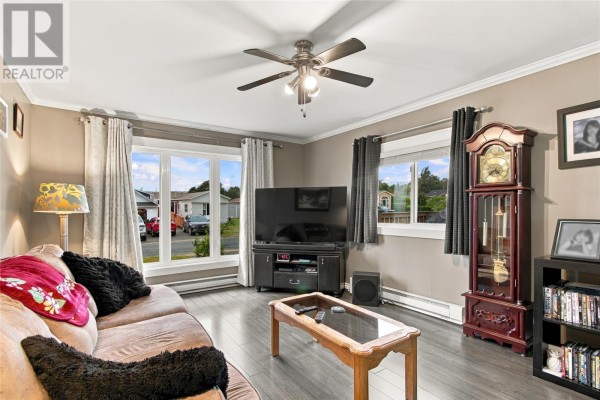 Living room - 4 Cedar Drive, Paradise, NL A1L1A6 Photo 5