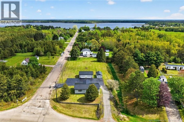 4pc Ensuite bath - 4 Chemin Pointe De L'eglise, Aldouane, NB E4W5H2 Photo 2