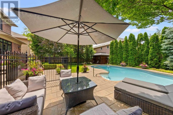 4 Community Circle, Toronto, ON, photo 2