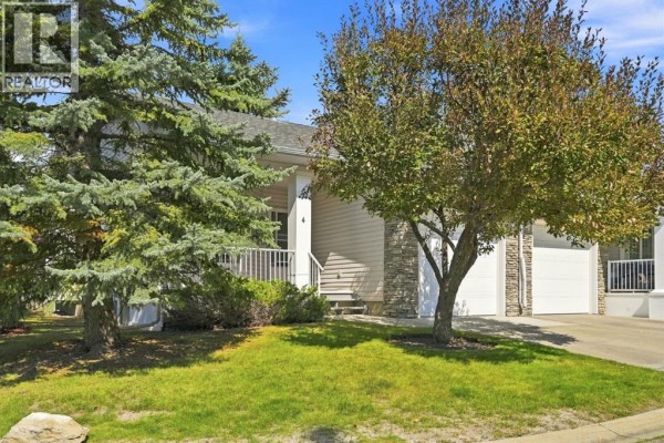 4 Douglasview Park Se, Calgary, AB, photo 2