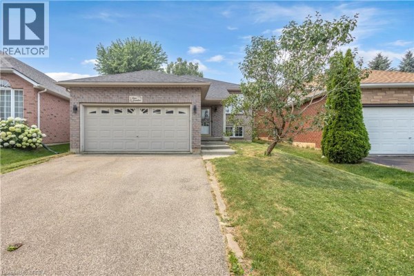 4 Dowden Avenue, Brantford, ON, photo 2