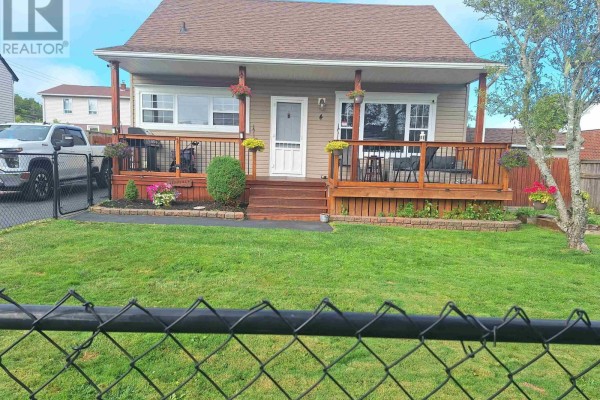 Living room - 4 Elmdale Crescent, Leiblin Park, NS B3R2G5 Photo 2