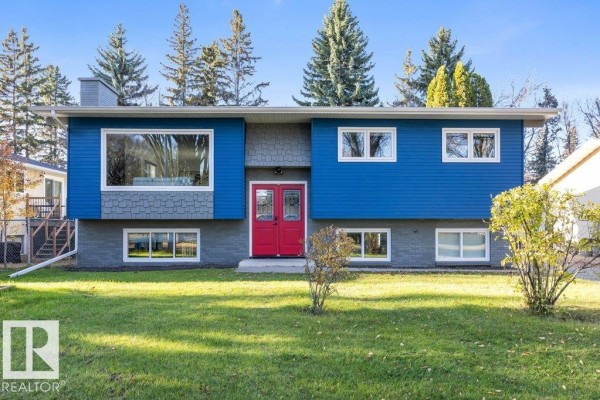 Residential for sale at 4 Fleetwood Cr, St  Albert, AB - MLS® K6PhBk
