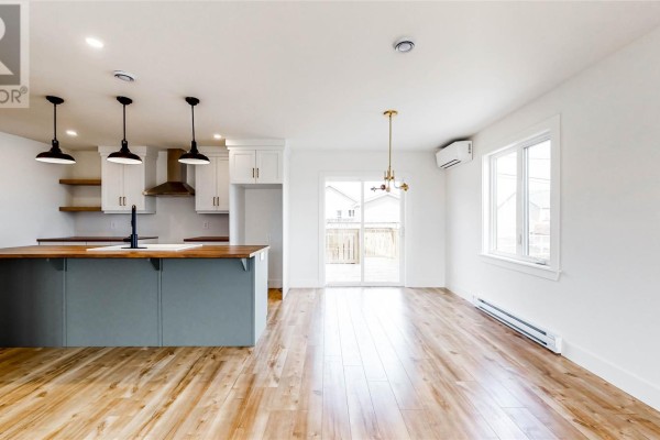 Bath (# pieces 1-6) - 4 Flora Street, Paradise, NL A1L0Y8 Photo 5