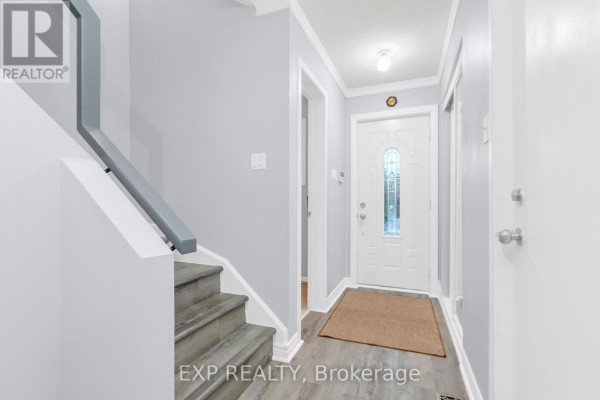 4 Fulham Court E, Ottawa, ON K2J2J6 Photo 3