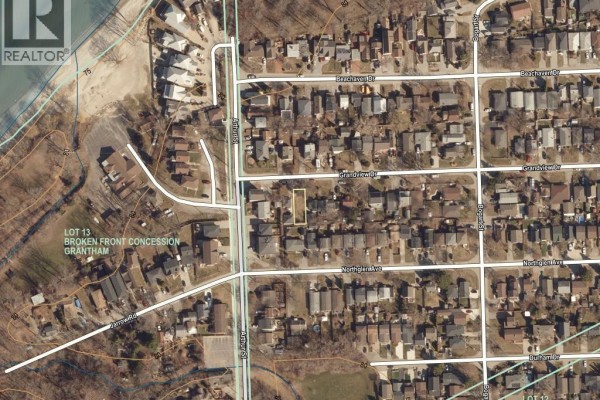 4 Grandview Drive, St  Catharines, ON L2M1A8 Photo 5