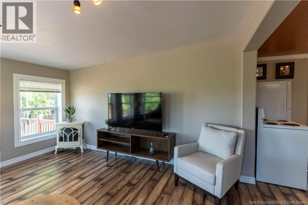 Sitting room - 4 Gregg Street, Baie Sainte Anne, NB E9A1B3 Photo 5