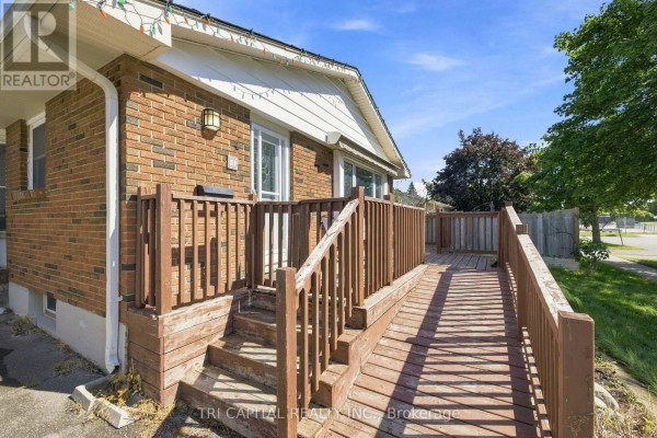 4 Harding Crescent, London South, ON, photo 3