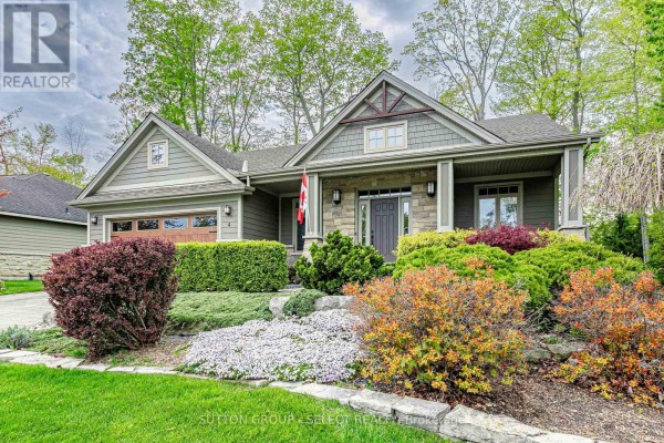4 Hayter Drive, Lambton Shores, ON N0M1T0 Photo 4