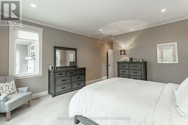 4 Hayter Drive, Lambton Shores, ON N0M1T0 Photo 5