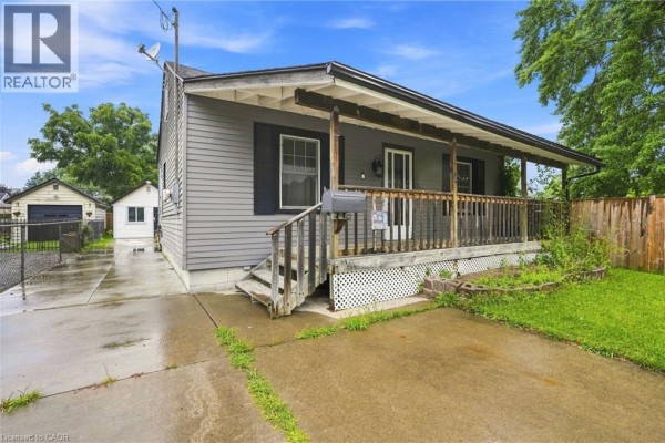 4 Hilda Street, St  Catharines, ON, photo 2