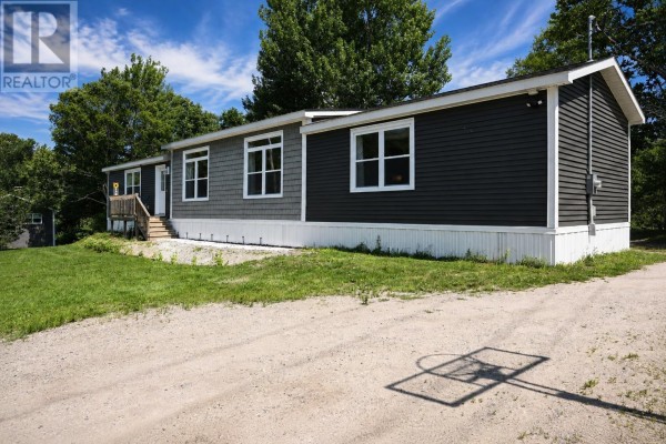 4 Kellys Lane, Ingonish, NS, photo 3