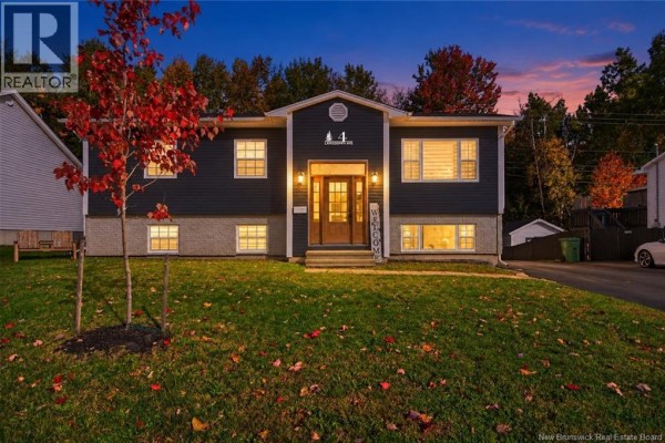 Bedroom - 4 Lansdown Avenue, Oromocto, NB E2V4P3 Photo 3
