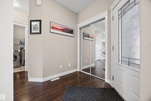 Primary Bedroom - 4 Meadowbrook Wy, Spruce Grove, AB T7X0W2 Photo 5