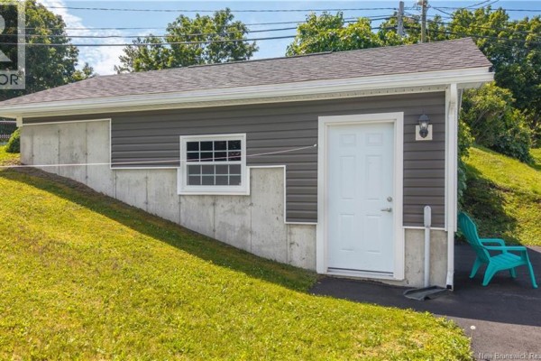 Laundry room - 4 North Street, St George, NB E5C3K7 Photo 5