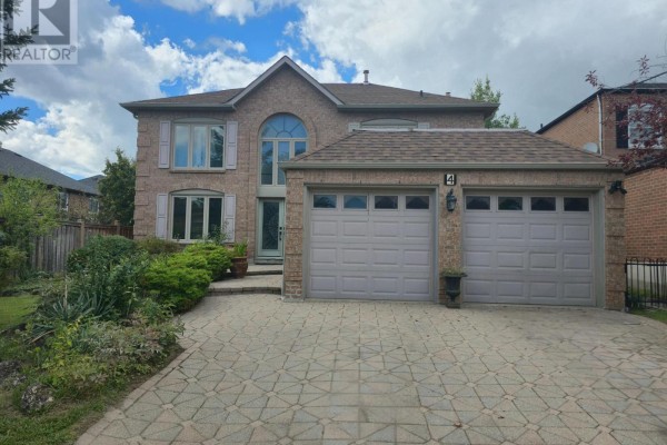 4 Nottingham Crescent, Brampton, ON, photo 2