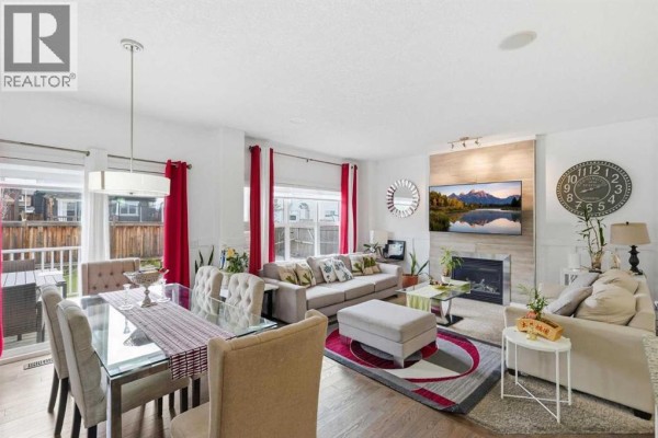 Living room - 4 Panton Road Nw, Calgary, AB T3K0X7 Photo 4