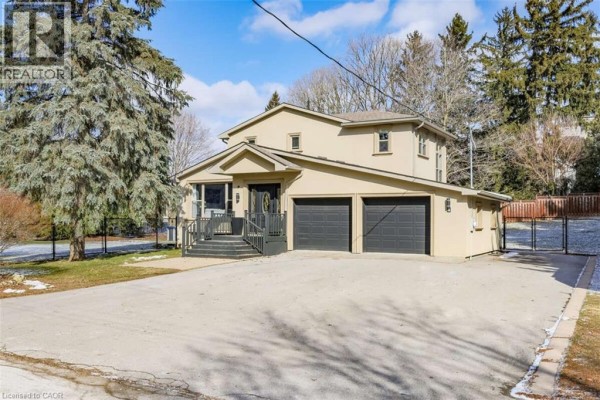 Residential for sale at 4 Peter Street, Flamborough, ON - MLS® 4a0mWs