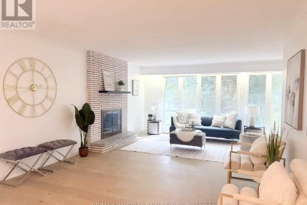 Family room - 4 Pyramid Place, St  Catharines, ON L2T2N7 Photo 2
