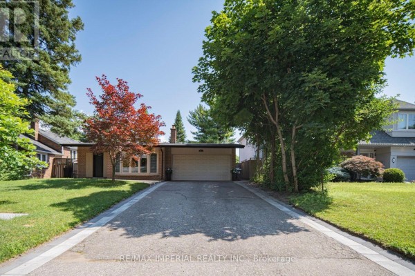 Eating area - 4 Quincy Crescent, Toronto, ON M2J1C4 Photo 2