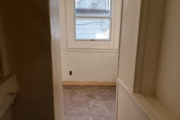 4 Rosemont Avenue, Hamilton, ON, photo 2