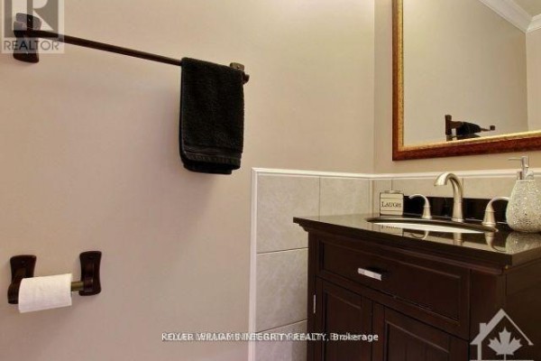 4 Rueter Street, Ottawa, ON K2J3Z9 Photo 4