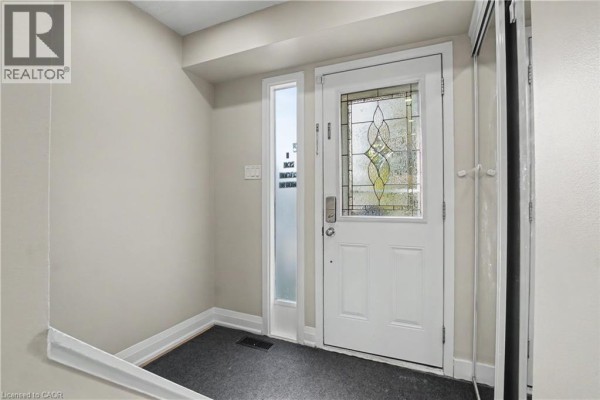 3pc Bathroom - 4 Seaforth Court, London, ON N5V3L1 Photo 4