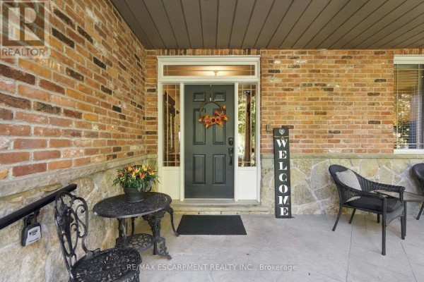 Sunroom - 4 Summit Drive, Hamilton, ON L8B0E4 Photo 3