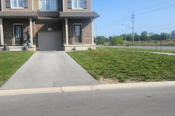 4 Sycamore Street, Welland, ON, photo 2