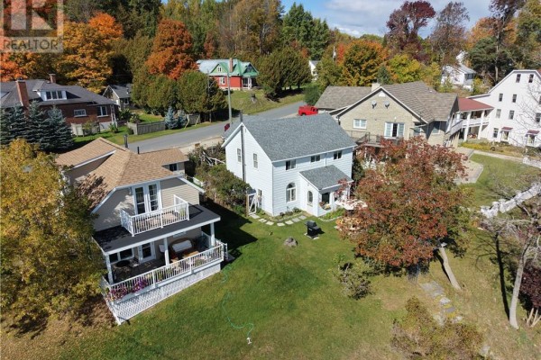 4 Thorburn, Gore Bay