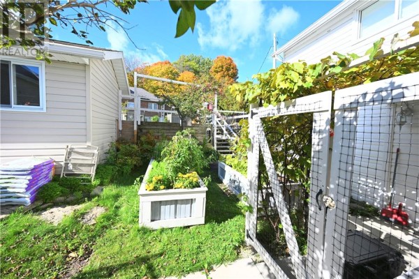 4 Thorburn, Gore Bay, ON P0P1H0 Photo 5