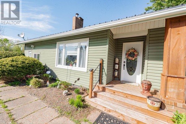 Living room - 4 Three Brooks Road, Three Brooks, NS B0K1H0 Photo 2