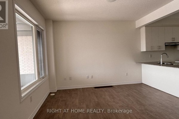 4 Twinflower Way, Brampton, ON L7A5N1 Photo 4