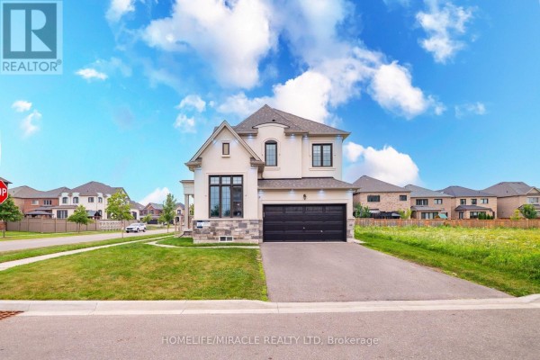 Eating area - 4 Vineyard Drive, Brampton, ON L6Y1P3 Photo 5