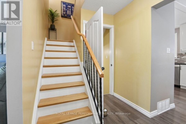Other - 4 Winchester Drive, Ottawa, ON K2L2C9 Photo 4