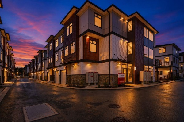 40 8430 Nottman Street, Mission, BC V2V3W4 Photo 4