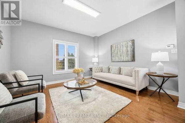 Family room - 40 Ann Louise Crescent, Markham, ON L3S0A8 Photo 3