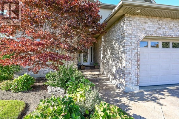 Laundry room - 40 Balvenie Boulevard, Caledonia, ON N3W2P1 Photo 3