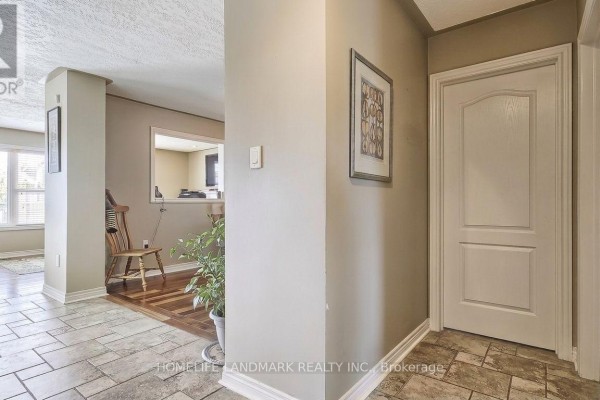 40 Bambi Crescent, Georgina, ON L4P4C6 Photo 5