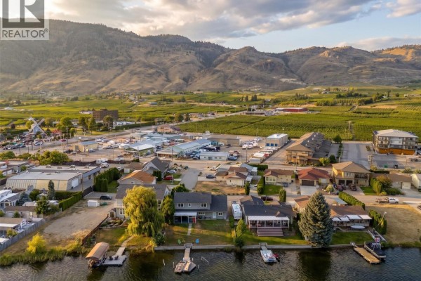 5pc Ensuite bath - 40 Bayview Crescent, Osoyoos, BC V0H1V6 Photo 5