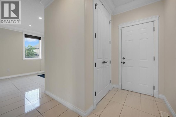 Kitchen - 40 Baywater Court Sw, Airdrie, AB T4B0A8 Photo 5