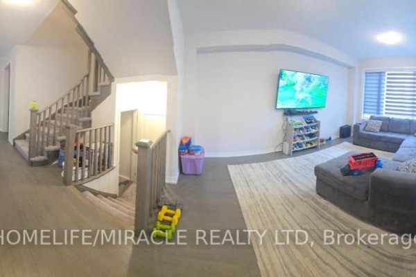 Primary Bedroom - 40 Blackburn Street, Cambridge, ON N1S0E1 Photo 5