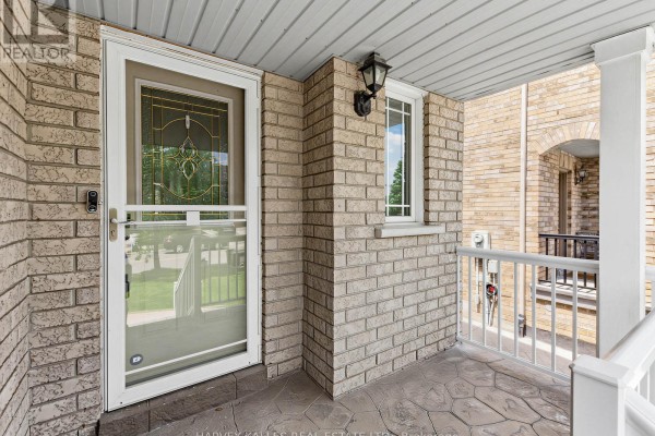 Primary Bedroom - 40 Blackthorn Drive, Vaughan, ON L6A3N5 Photo 3