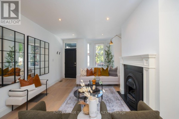 Primary Bedroom - 40 Bright Street, Toronto, ON M5A3H4 Photo 4