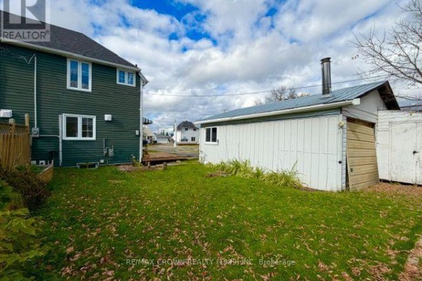 Bedroom - 40 Dallyn Avenue, Kapuskasing, ON P5N1S6 Photo 4