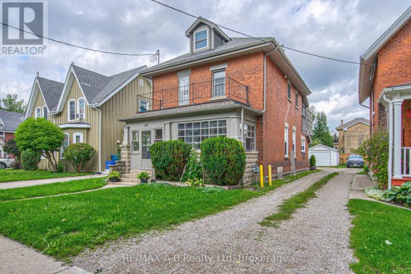 Primary Bedroom - 40 Douro Street, Stratford, ON N5A3R3 Photo 2