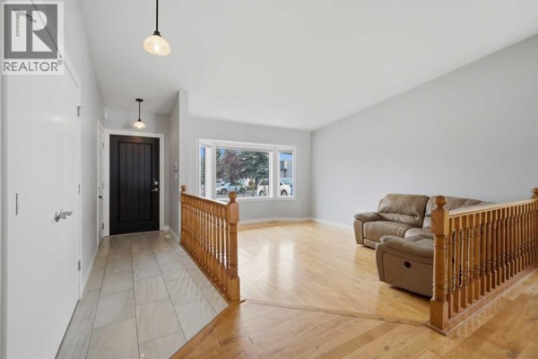 40 Kirby Street, Red Deer, AB, photo 2